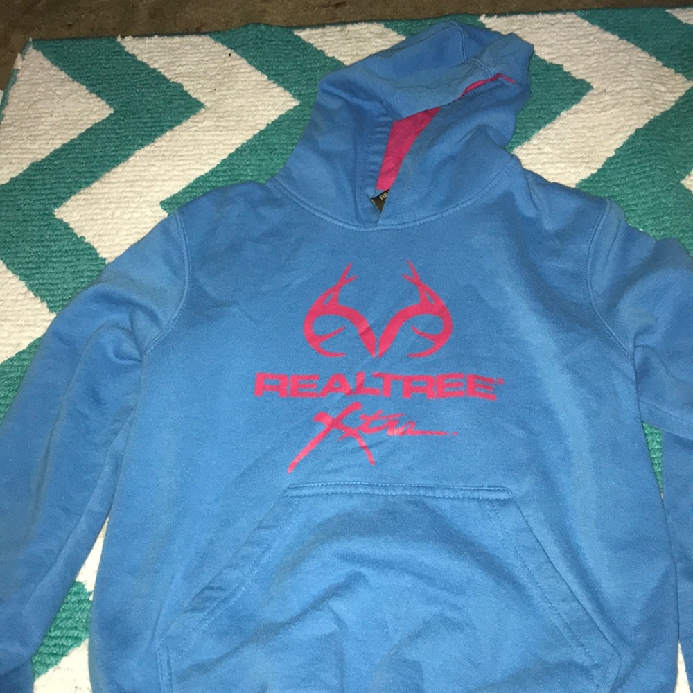 sweat shirt